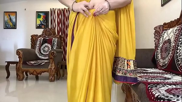 Beautifull Girl Makes You Come in Saree Hindi Audio 