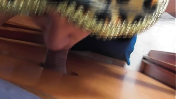 They give me_a blowjob_through a door hole