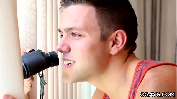 Play MP4 - Neighborhood cock - Valentin Petrov&comma; Derek Scott