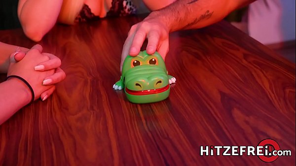 HITZEFREI Wolf Wagners Dirty Jungle_Party Part 3