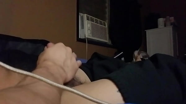 Play MP4 - Hard masturbating