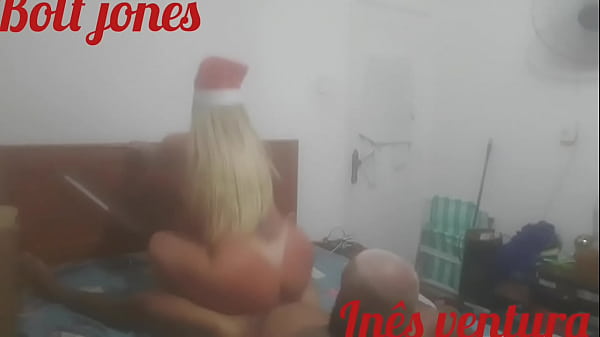 INÊS VENTURA ENTRANDO NA_PICA NO_RIO DE JANEIRO Ator bolt_jones e_Inês ventura