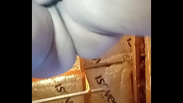 Play MP4 - Cogiendo putitos