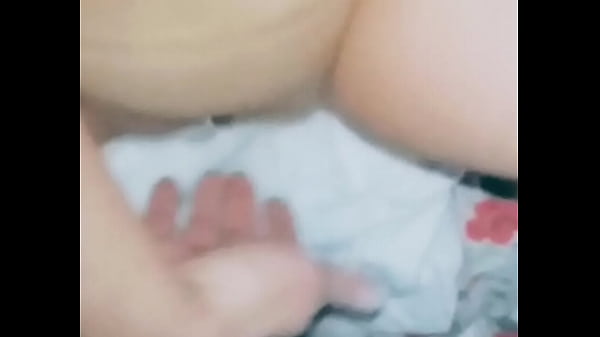 Watch her pussy squirt