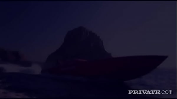 Nonton Suzie Diamond Chugs Down A Cumshot After Giving Her Lover A Blowjob thumbnail