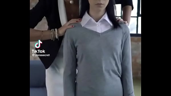 Nonton Who Is She? thumbnail