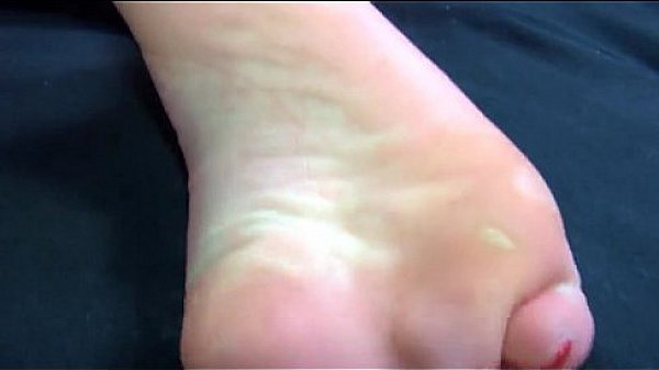 2sexy blonde fisting her cunt 