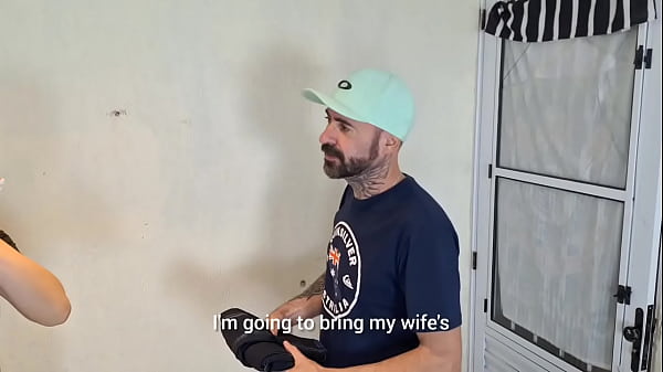 Play MP4 - Costureira casada deixa cliente de pinto duro&excl;