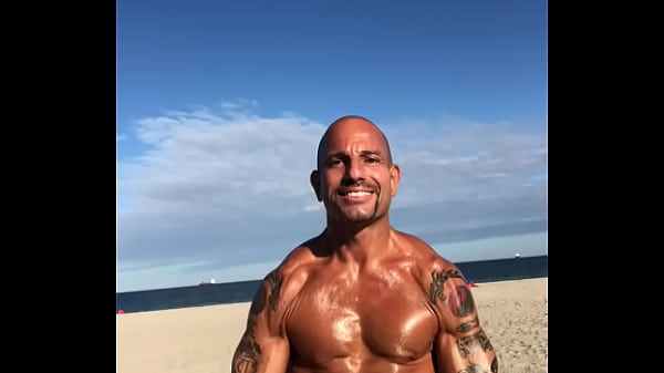 Play MP4 - MAXXX LOADZ FLEXING