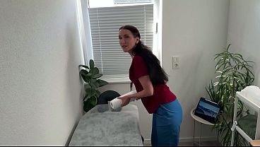 Nonton Relaxation Level: Absolutely Out Of Control thumbnail