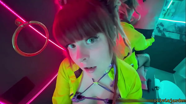 Public sloppy deepthroat in a rave bathroom