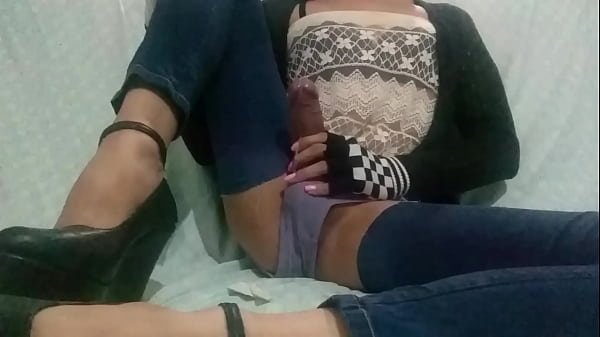 Jugando un poquito en casita 