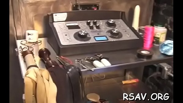 Juicy teenager enjoys sadomasochism 