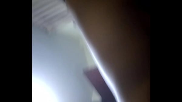 Play MP4 - me monta rico