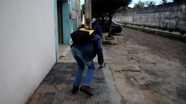 Em casa por causa do corona 