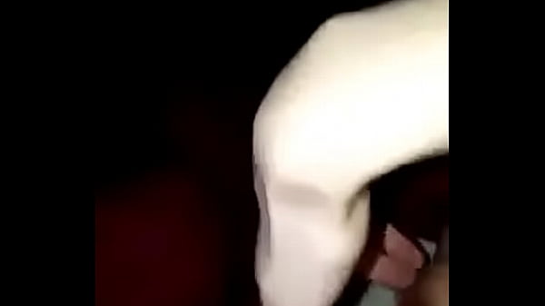 Tocando mi vagina mojada