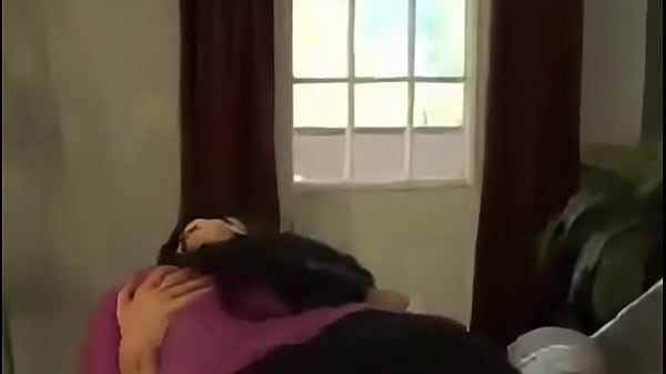 2 HotGirls Kissing In Bed