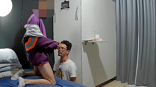 Parte 2: O Trabalhador De Rede El&eacute;trica Veio Gozar No Gloryhole! thumbnail