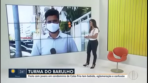 Comendo c&uacute; de ao vivo 