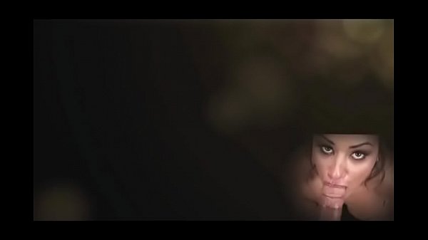 Nonton Busty Babe Handle 2 Cocks thumbnail