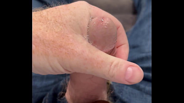 Play MP4 - Amateur leaking faucet