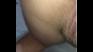 Voltamos! Comedor Socando Forte No Bucet&atilde;o Molhado Puta Insaci&aacute;vel thumbnail