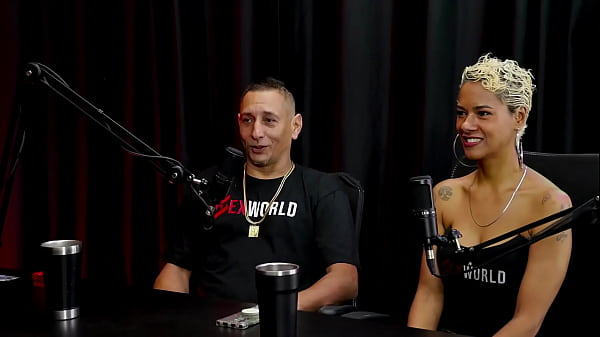 Gosta de levar uns tapas fez coisas hard na hora do sexo e o tamanho de pau que satisfaz natt paradise & rapos&atilde;o watch sheer red 