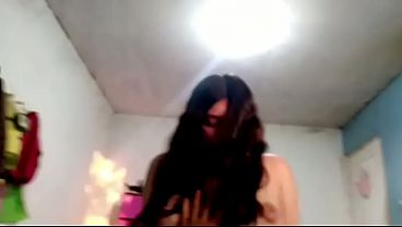 Nonton Nos Quedamos En Casa A Solas Y Nos Ponemos A Hacer Travesuras Antes Que Regresen thumbnail