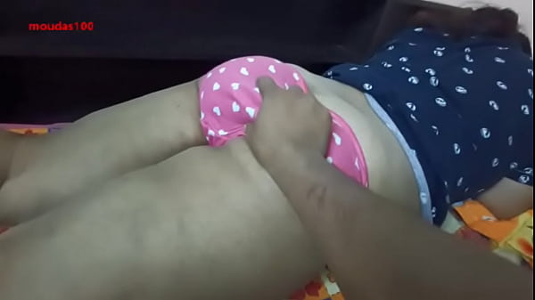 Bengali Wife Nandita Exposing_her Big_Melons