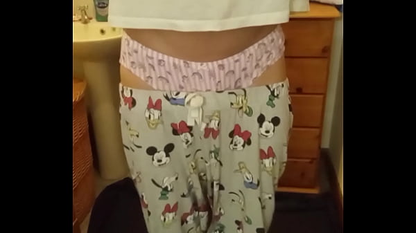 Play MP4 - I keep on wetting myself