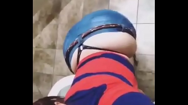 Madura GordiBuena Le Gusta Mover el Culo y Se Graba
