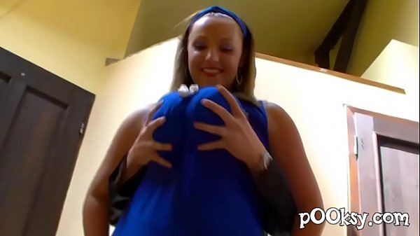 Huge Tits Breast bOObs_Bounce_French amateur Titfuck