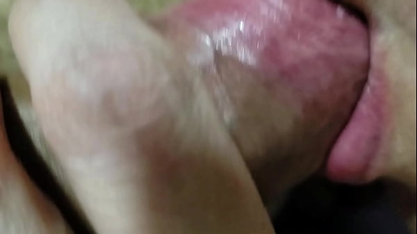 Play MP4 - Look what she do it when my friends come to my home