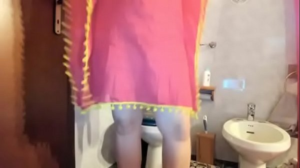 Play MP4 - Distruggo le lettere del mio ex ragazzo e ci piscio sopra