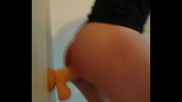 Play MP4 - Gay Amateur Dildo