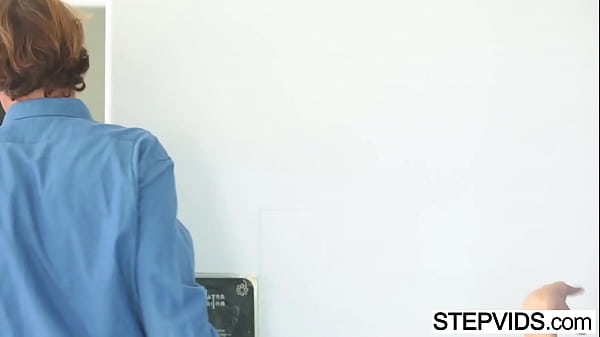 Fucking his stunning_stepmom Alice Chambers