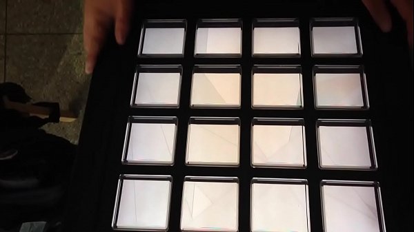 Nonton Trim.4b63cedb-a6ce-4149-b70f-3da398d2f06b.mov thumbnail