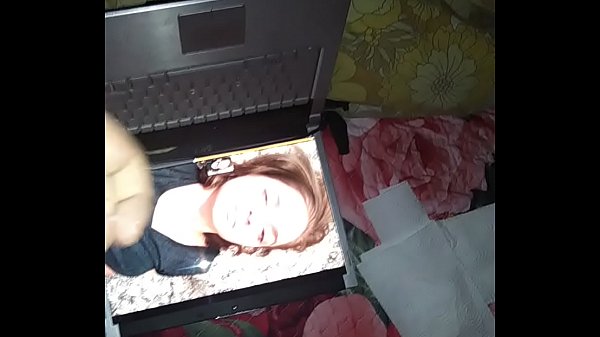 Play MP4 - masturbating