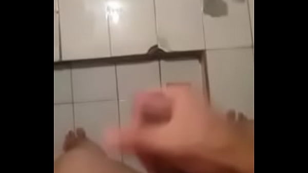 una paja antes de ducharme