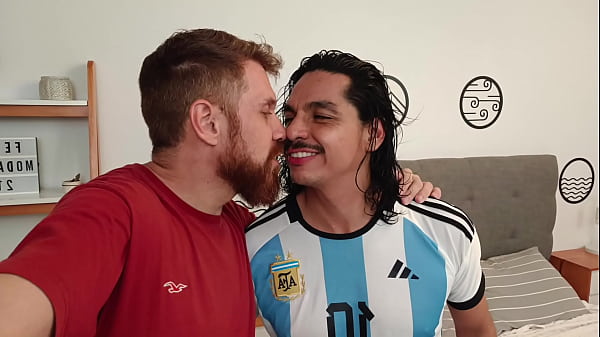 WORLD CHAMPION @TURKMXXX y @AndresIvanoff festejan Argentina Campeon Mundial con besos , mamada , y cogida a pelo. Pregunta por el Bonus Extra 