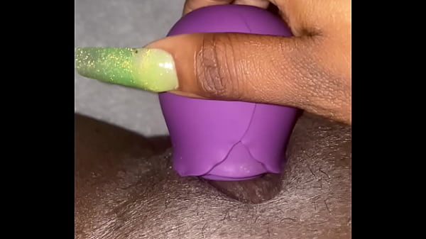 Play MP4 - Playing with My Favorite Rose Vibrator