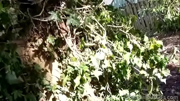 Play MP4 - Sexy Girl Gets Stalked And Filmed In The Shower