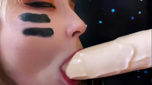 Sweetie fox hot solo_in military_style