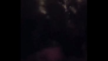 Casada safada pega carona com pauzudo que fode ela todinha e pagou com leitinho na boca