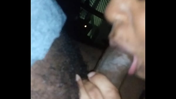 Play MP4 - 3am getting head