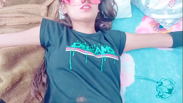 Play MP4 - मेरी चूत चोदो पड़ोसन को छोड़ दो