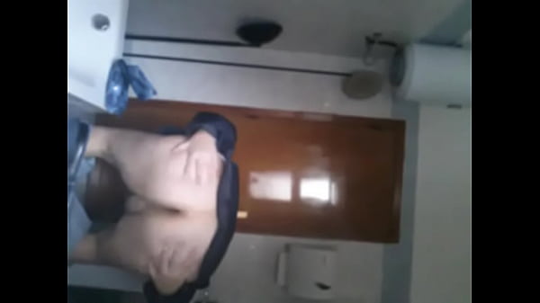 Nudo Senza Vestiti thumbnail