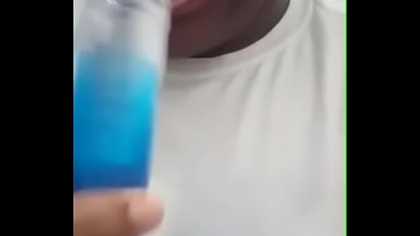 Black teen sucking dildo 