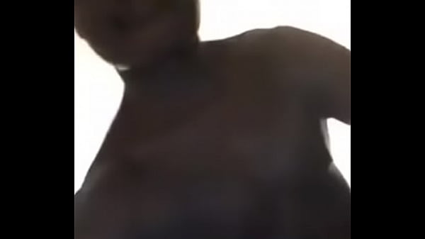 Nonton Black Ebony Riding Meat thumbnail