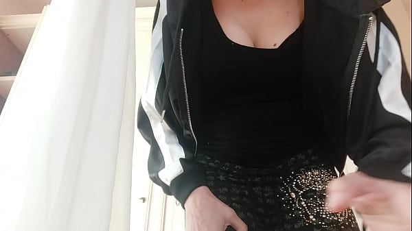 Nonton I Am Pregnant And I Love To Show It thumbnail